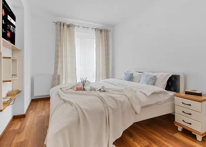 Karina 2bdr Apartment *