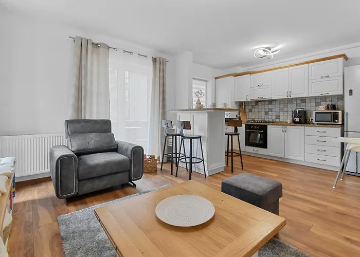 Karina 2bdr Apartment *